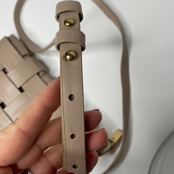 Anthropologie Taupe Lindy Woven Phone Case Crossbody Bag - Picture 6 of 9